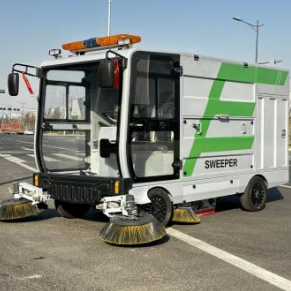 Fahrt auf Kehrmaschinen